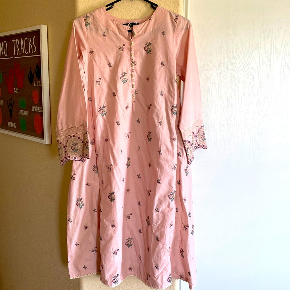 Brand new zeen women A line shirt